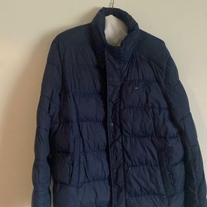 Men’s Tommy Hilfiger bubble jacket. winter coat. Never worn -excellent condition